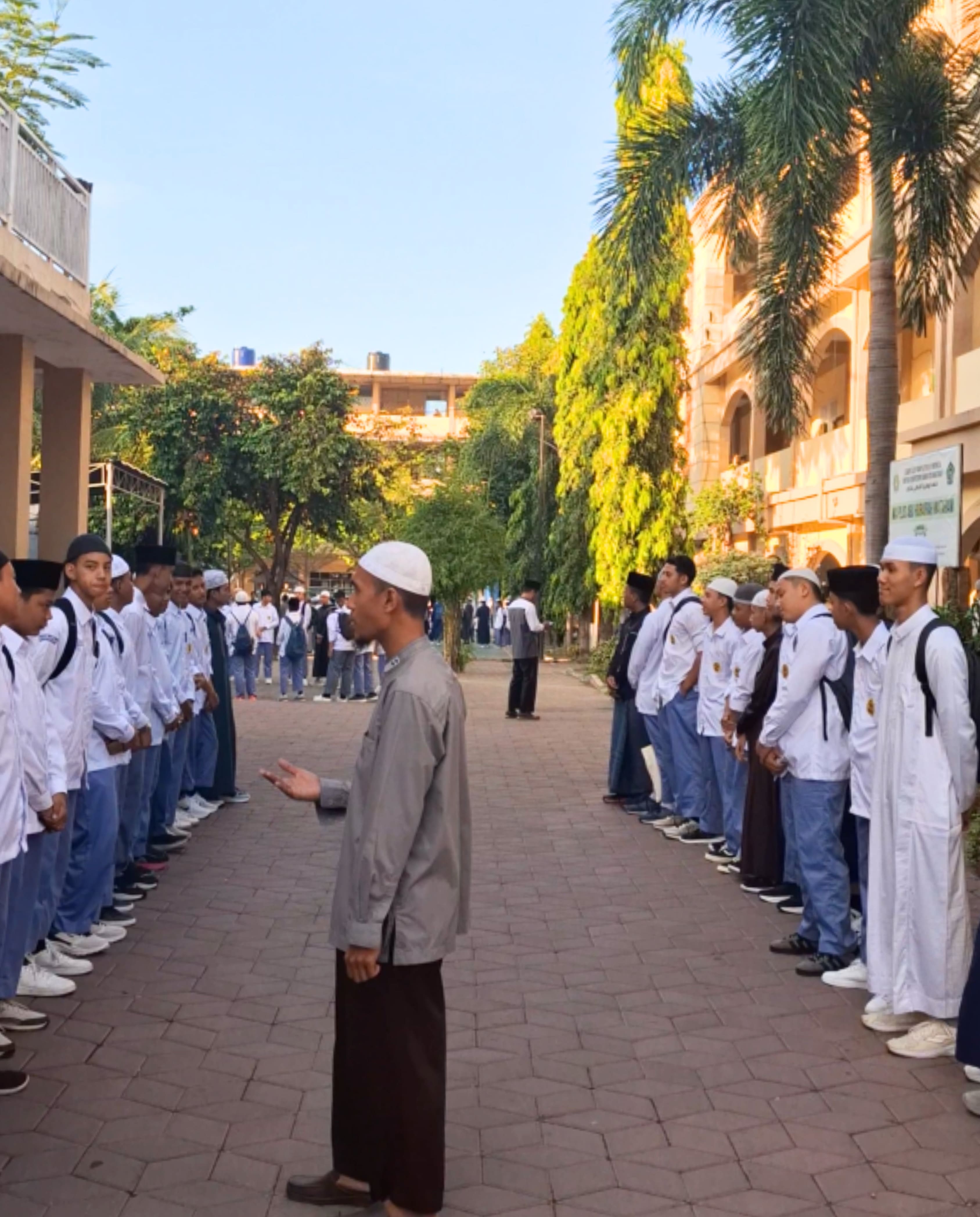 Bahasa & Akademik